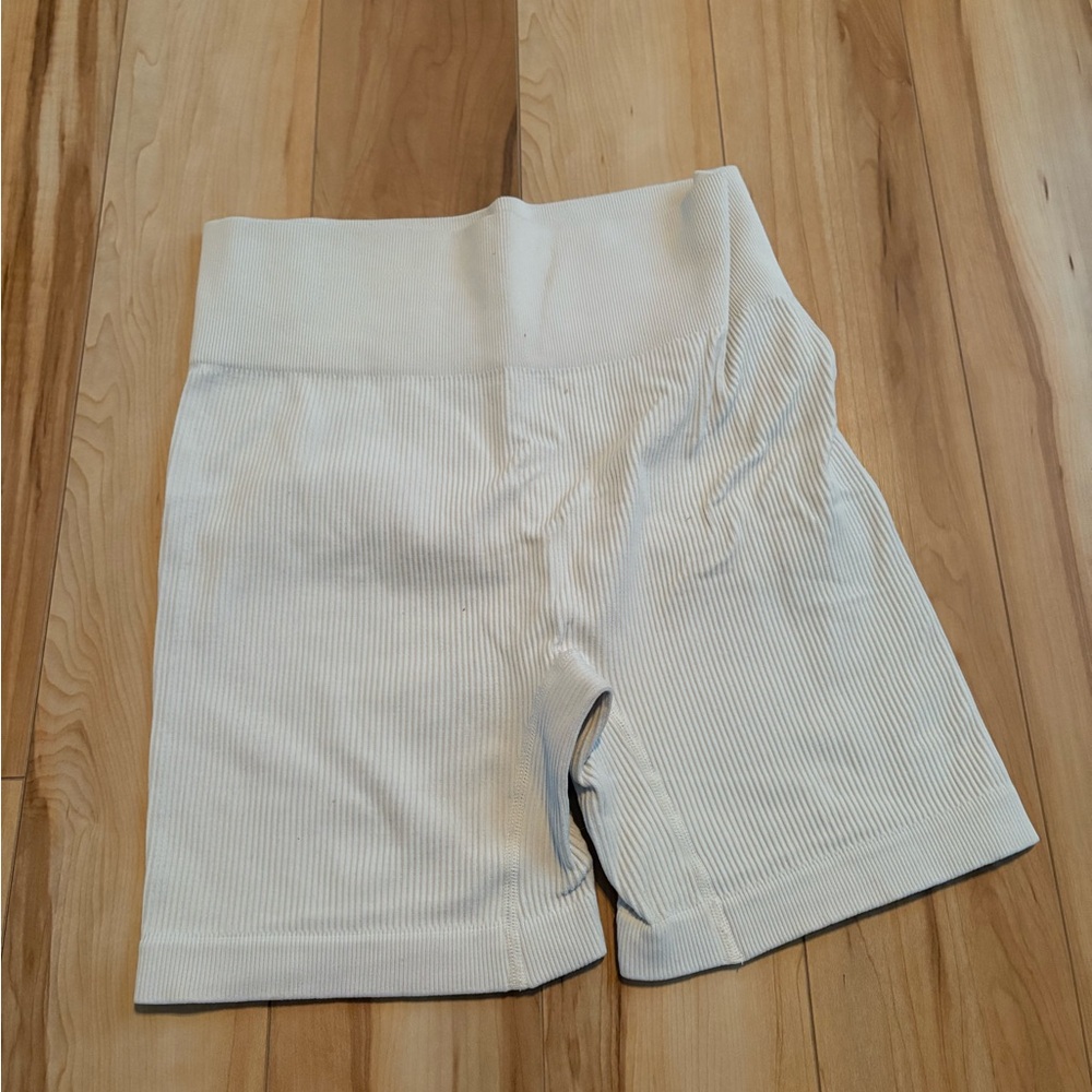 Source Unknown Cream Ribbed Bike Shorts